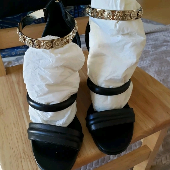 Chanel BLACK LEATHER & GOLD STRAP WEDGE SANDAL - Picture 2 of 8